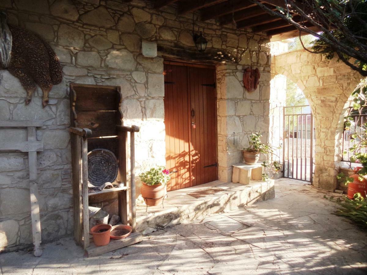 Villa Lantana Stone House Lemona Exterior foto
